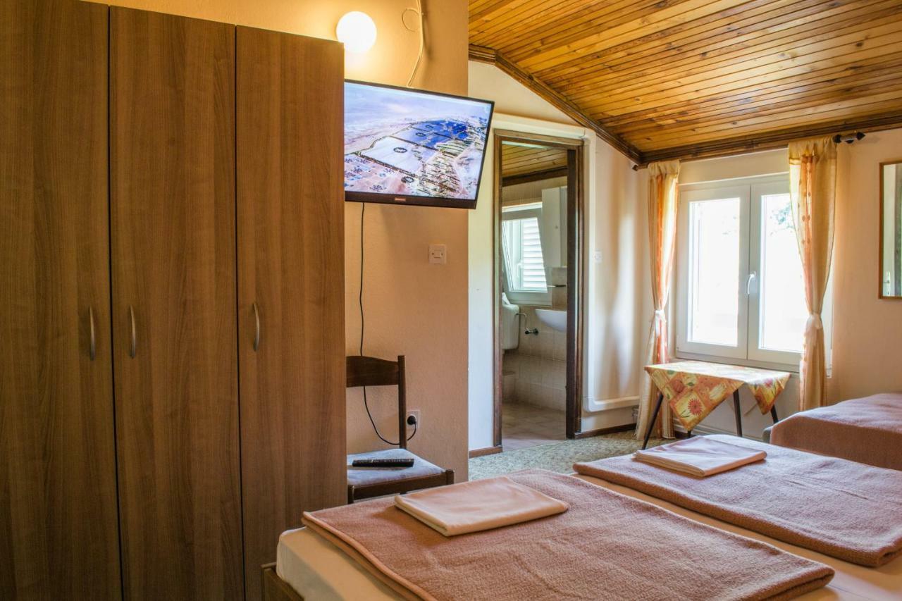 Javoran Zvonko Banjol 690A Appartement Buitenkant foto