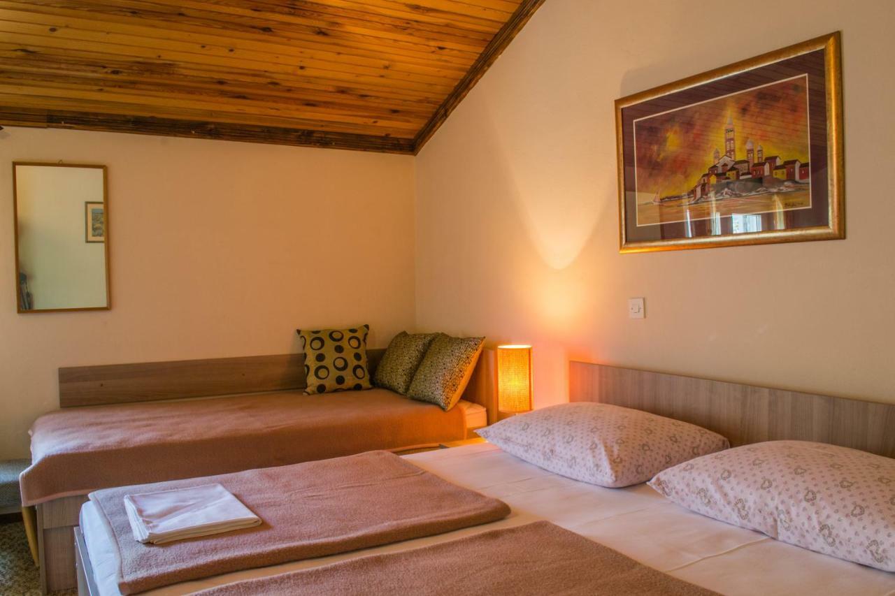 Javoran Zvonko Banjol 690A Appartement Buitenkant foto