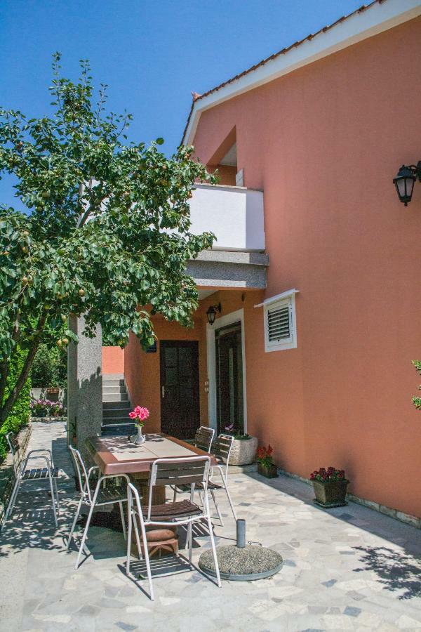 Javoran Zvonko Banjol 690A Appartement Buitenkant foto