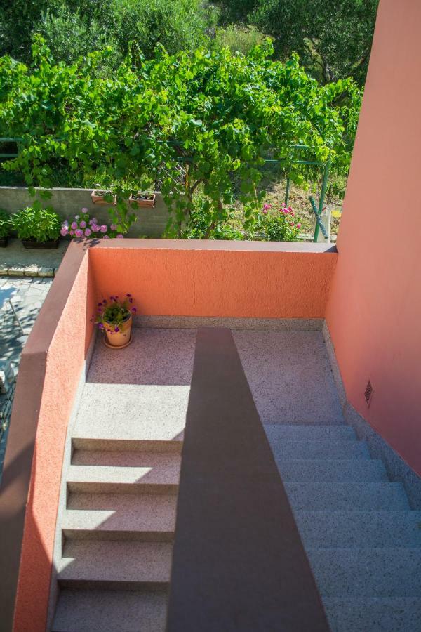 Javoran Zvonko Banjol 690A Appartement Buitenkant foto